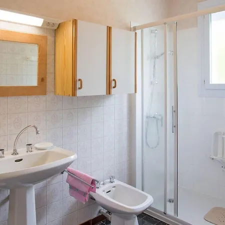 Vakantiehuis Maison Renovee Avec Grand Jardin, Proche Des Sables-d'olonne, 4 Chambres, Terrasse Et Wifi - Fr-1-426-187 Les Sables-dʼOlonne