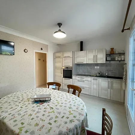 Vakantiehuis Maison Renovee Avec Grand Jardin, Proche Des Sables-d'olonne, 4 Chambres, Terrasse Et Wifi - Fr-1-426-187 Les Sables-dʼOlonne